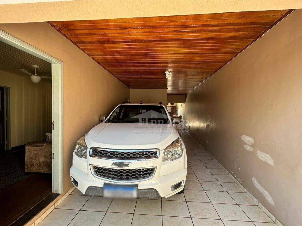 Casa, 4 quartos, 280 m² - Foto 2