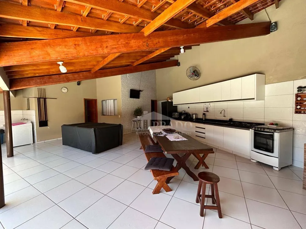 Casa, 4 quartos, 280 m² - Foto 13