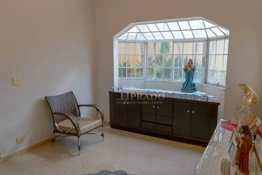 Sobrado, 4 quartos, 350 m² - Foto 1
