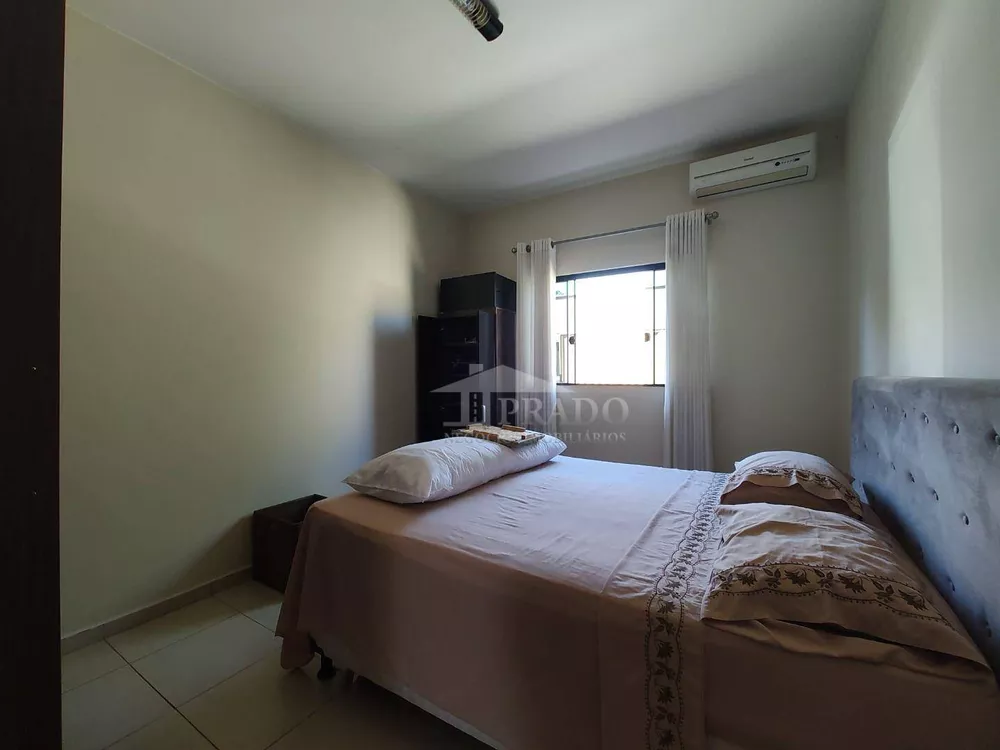 Casa à venda com 2 quartos, 160m² - Foto 12