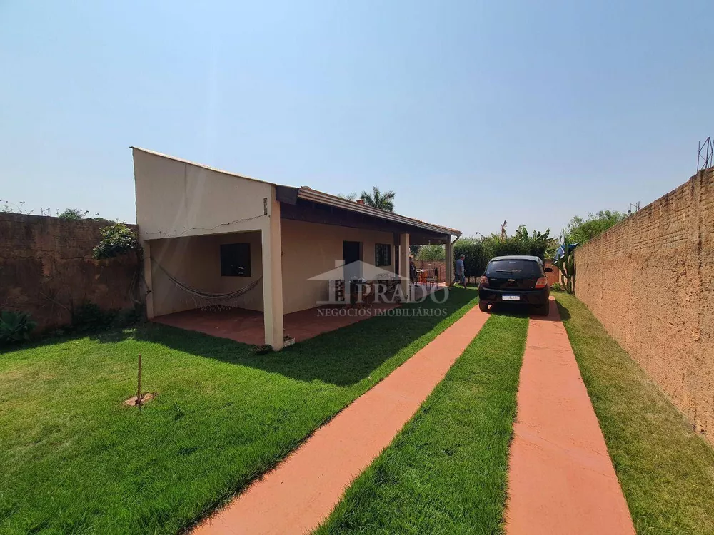 Chácara à venda com 2 quartos, 61m² - Foto 2