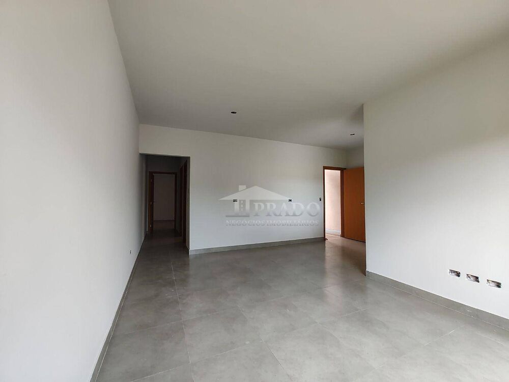 Casa à venda com 2 quartos, 74m² - Foto 3