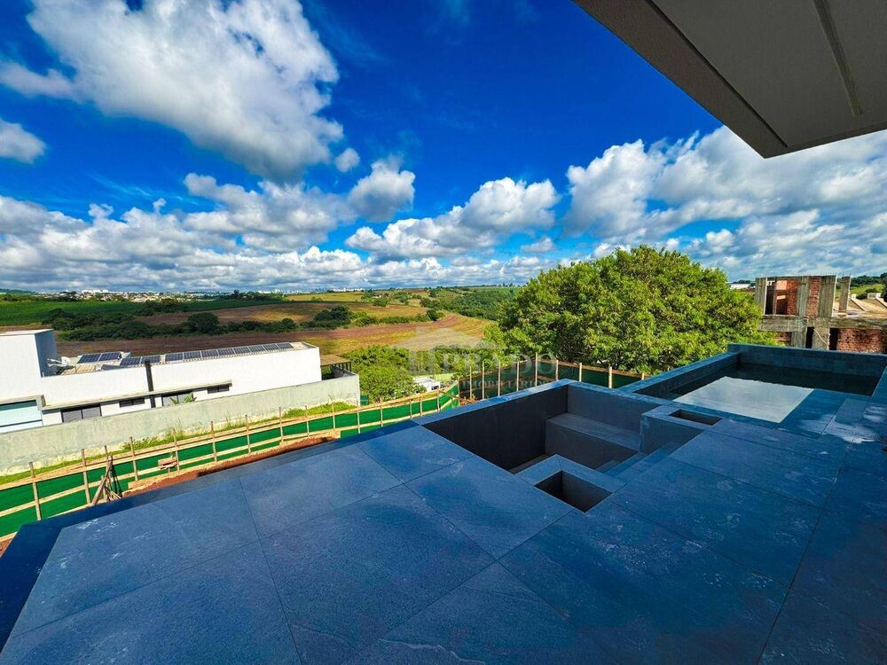 Casa à venda com 4 quartos, 347m² - Foto 6