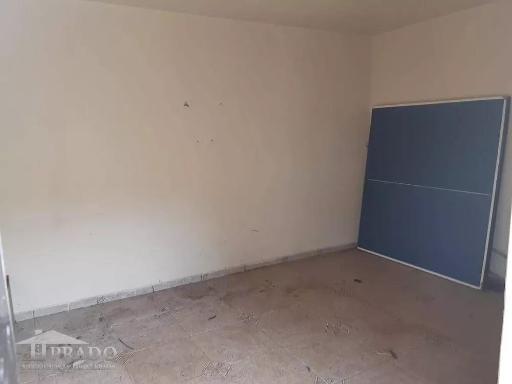 Sobrado à venda com 4 quartos, 200m² - Foto 7