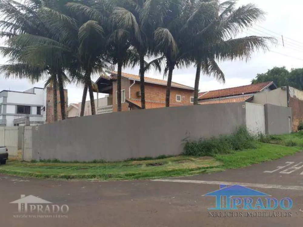 Sobrado à venda com 4 quartos, 200m² - Foto 2