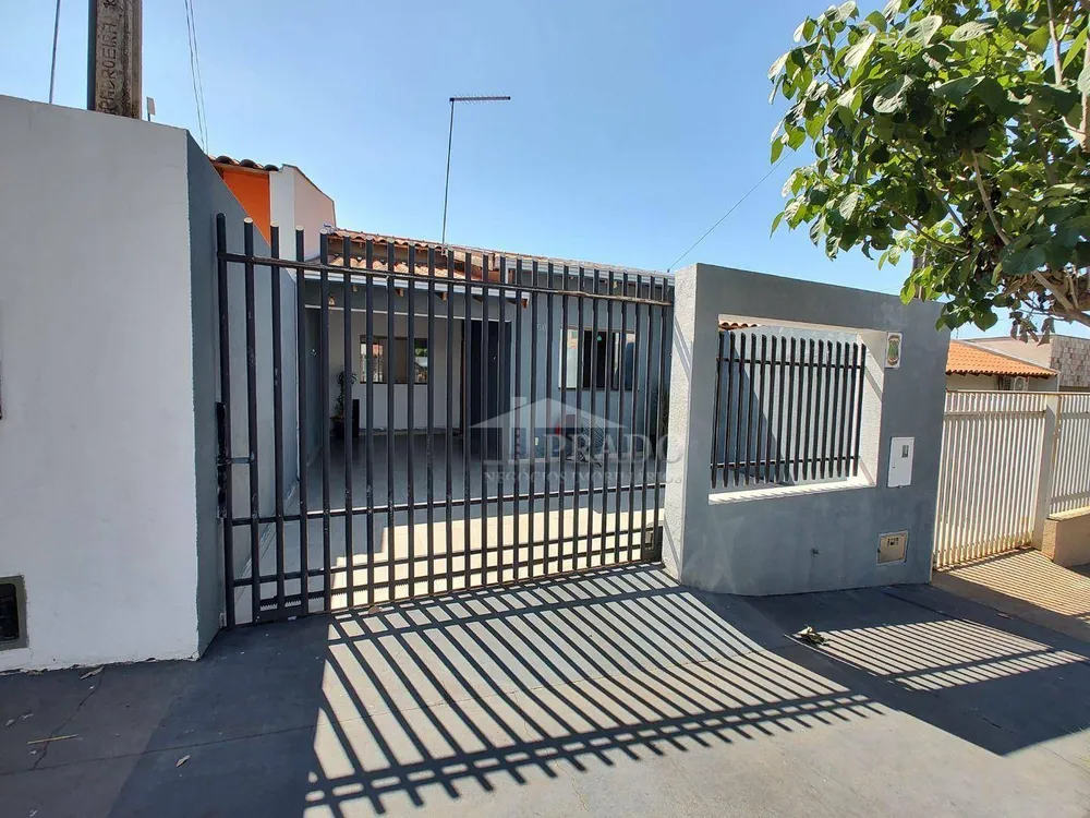 Casa, 2 quartos, 90 m² - Foto 1