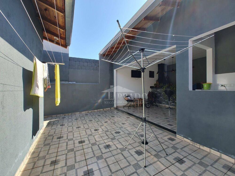 Casa à venda com 2 quartos, 90m² - Foto 10