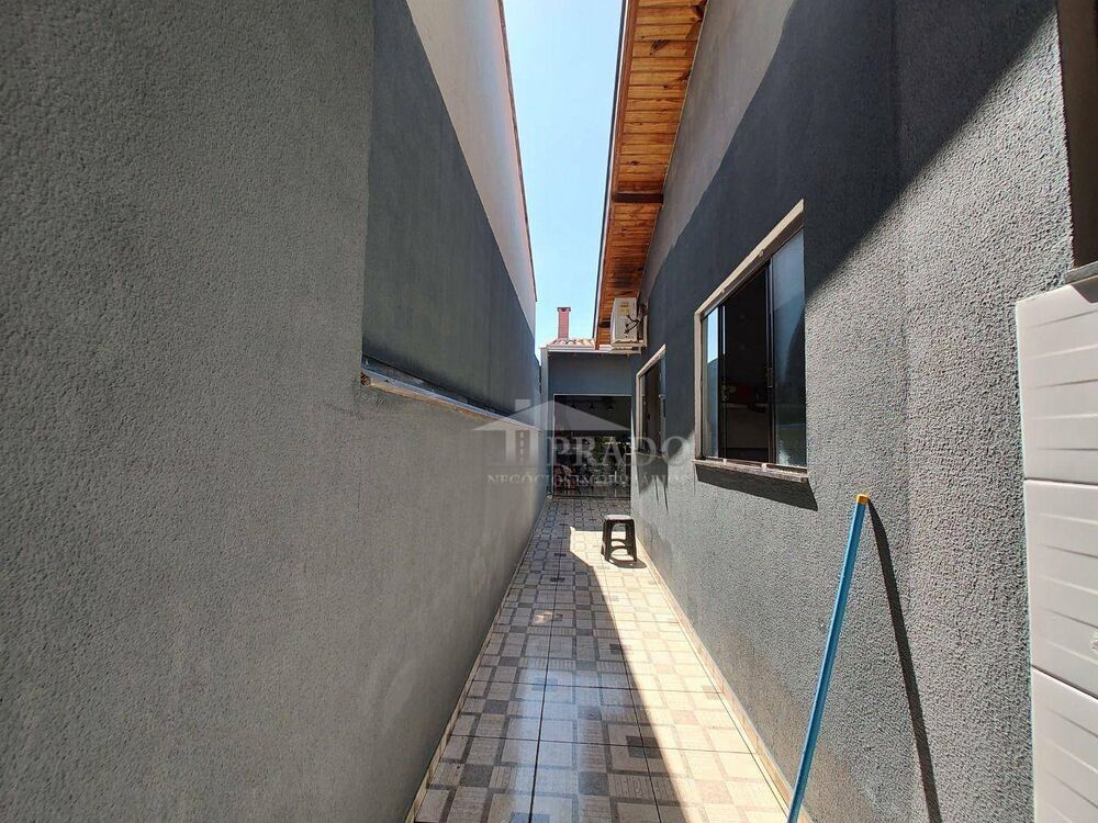 Casa à venda com 2 quartos, 90m² - Foto 8