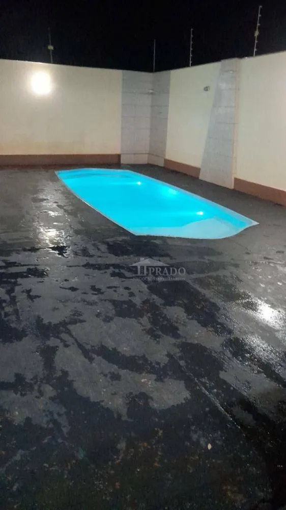 Chácara, 3 quartos, 242 m² - Foto 8