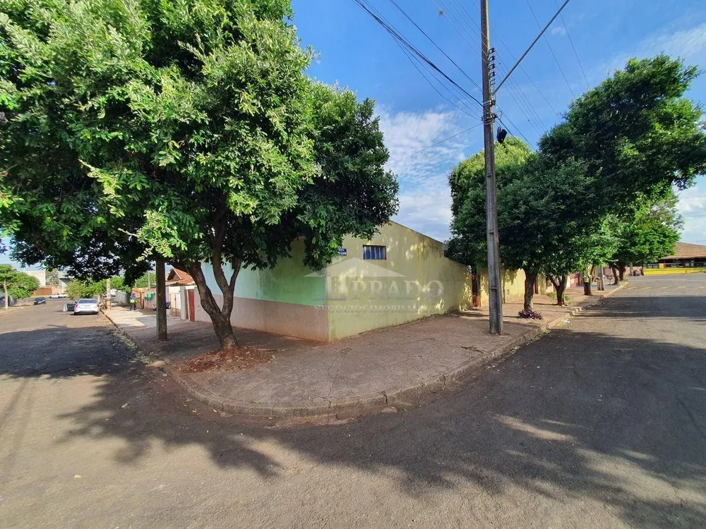 Casa, 5 quartos, 40 m² - Foto 1