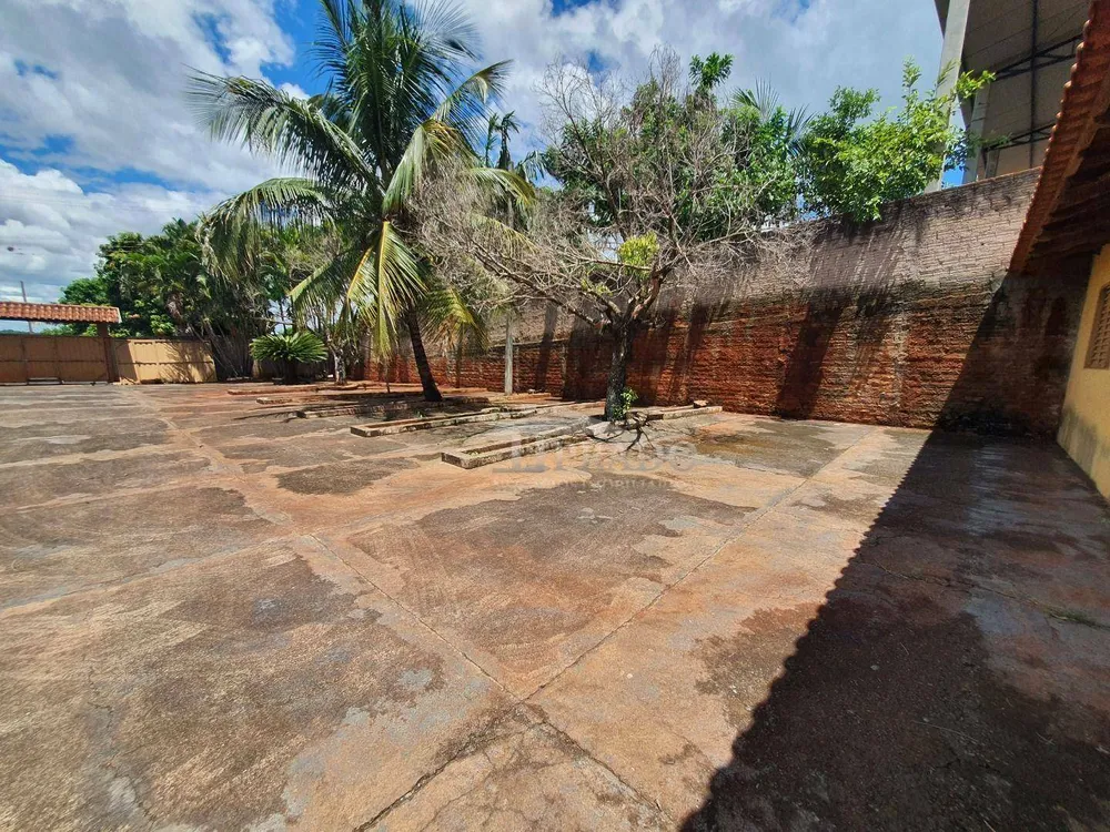 Chácara, 4 quartos, 3048 m² - Foto 7
