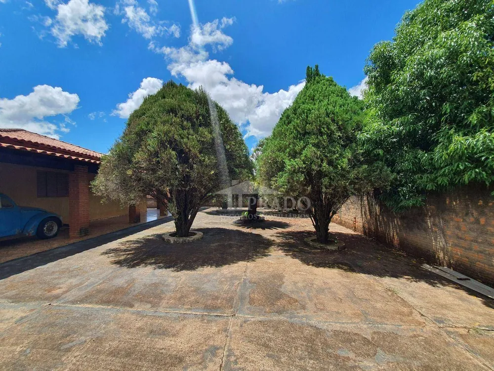 Chácara, 4 quartos, 3048 m² - Foto 3