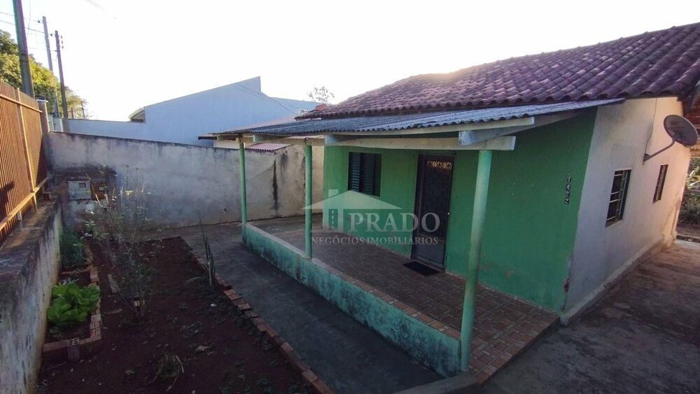 Casa à venda com 2 quartos, 70m² - Foto 2