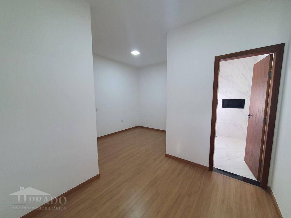 Casa à venda com 2 quartos, 75m² - Foto 6