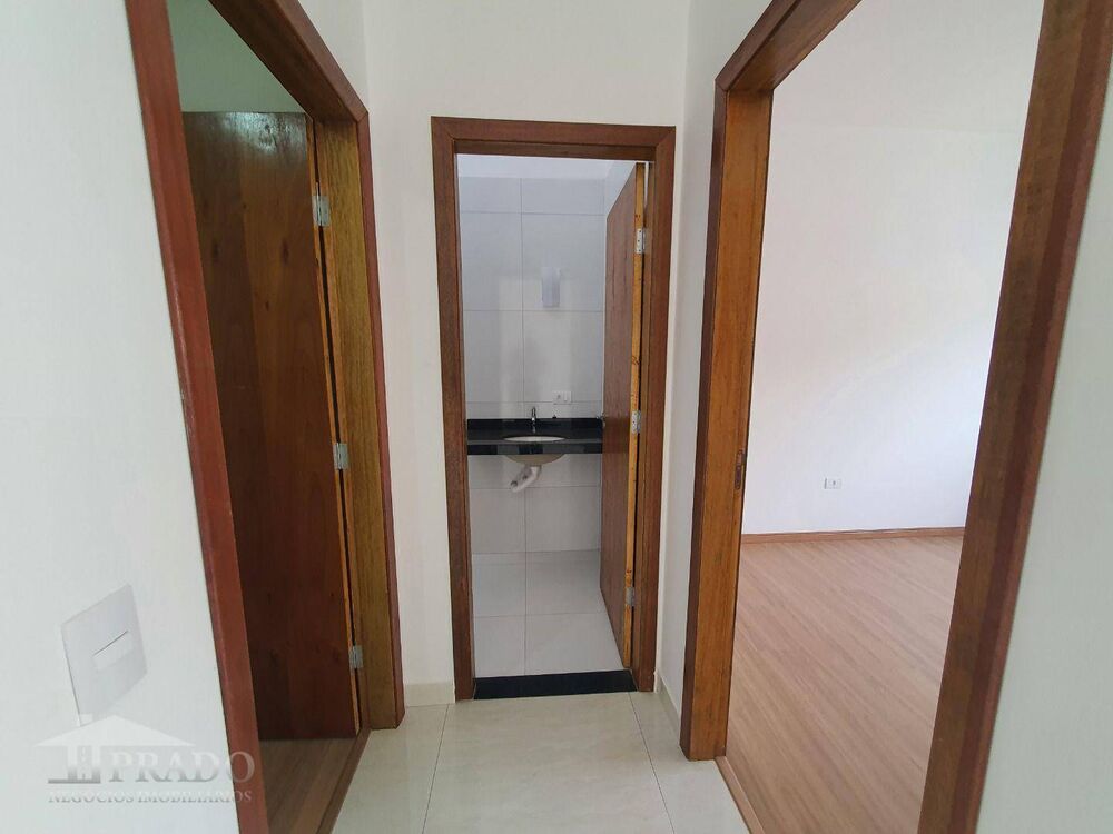 Casa à venda com 2 quartos, 75m² - Foto 4