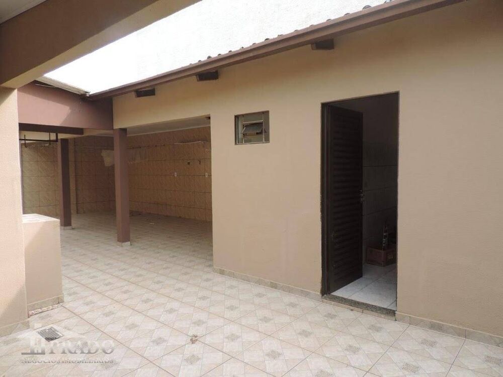 Casa, 3 quartos, 196 m² - Foto 3