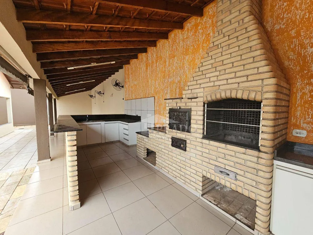 Casa, 3 quartos, 233 m² - Foto 11