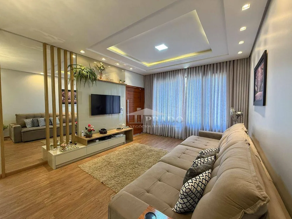 Casa, 3 quartos, 195 m² - Foto 2