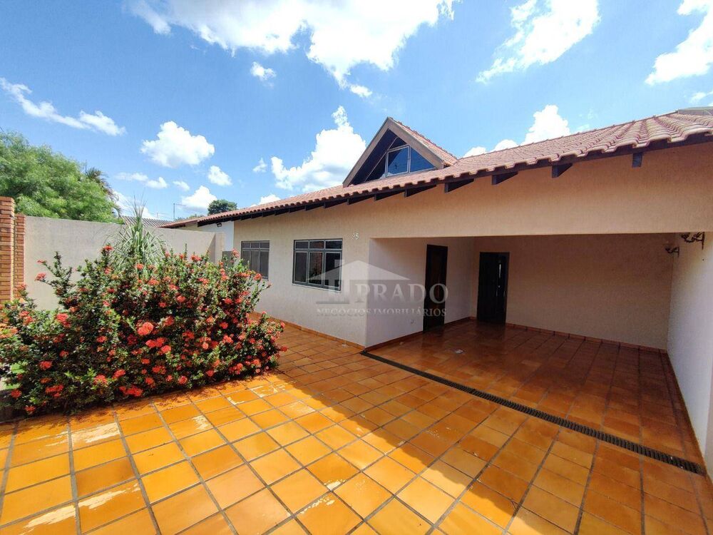 Casa, 3 quartos, 163 m² - Foto 2