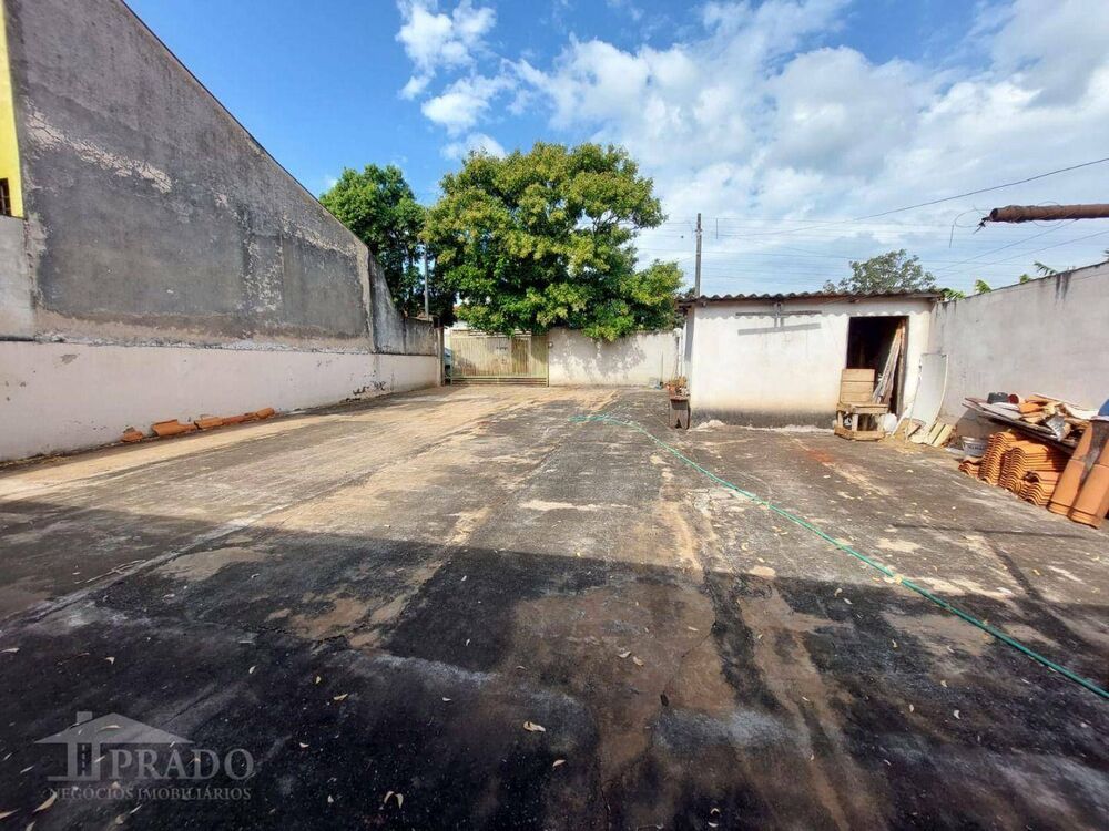 Casa à venda com 2 quartos, 105m² - Foto 4