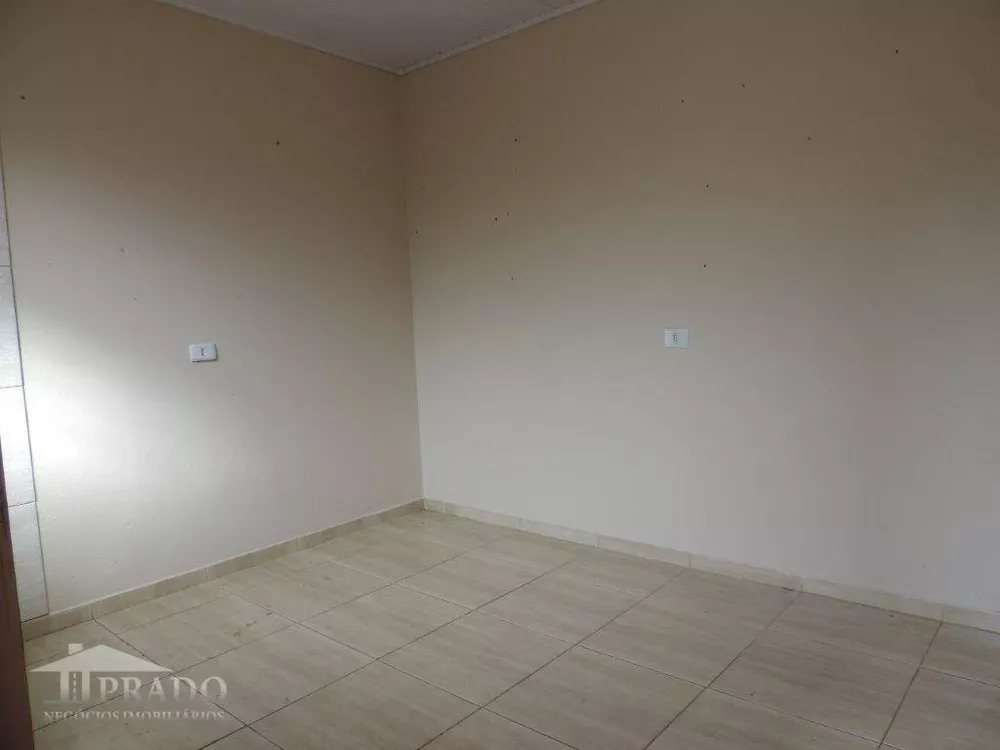 Casa à venda com 3 quartos, 112m² - Foto 9