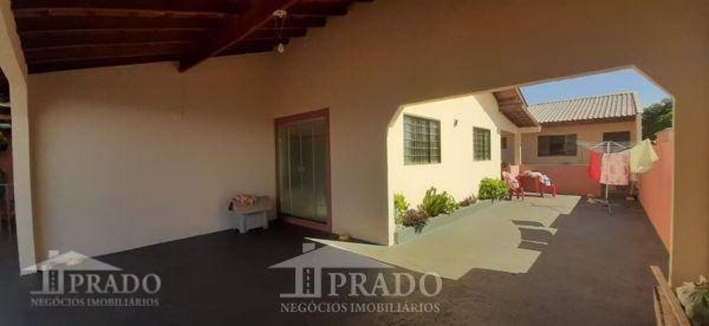 Casa à venda com 3 quartos, 162m² - Foto 2