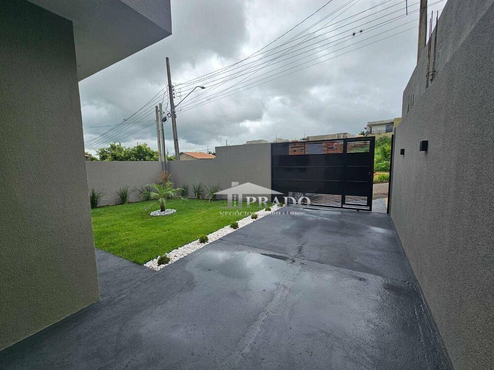 Casa à venda com 2 quartos, 58m² - Foto 2