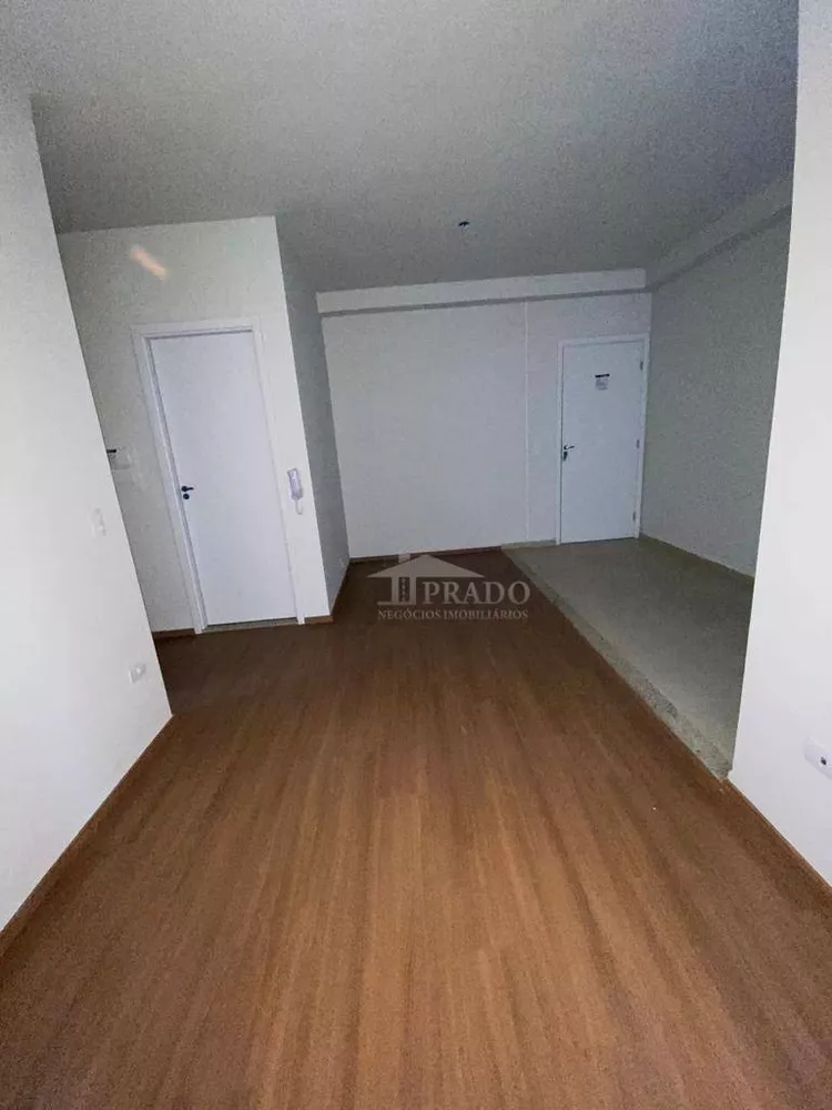 Apartamento à venda com 2 quartos, 45m² - Foto 3