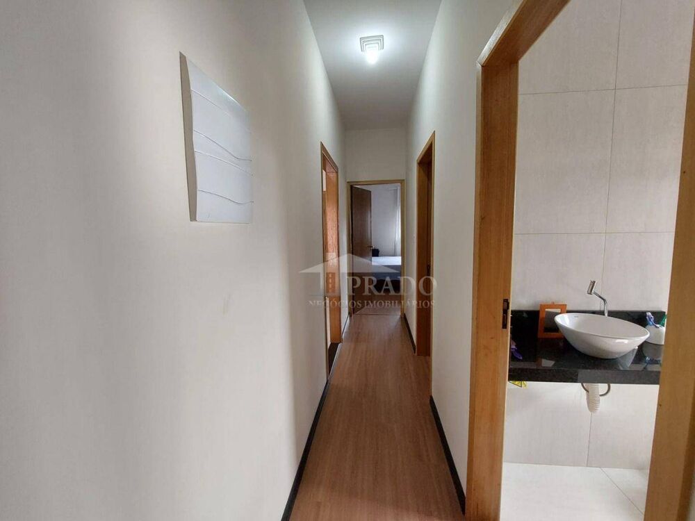 Casa à venda com 3 quartos, 117m² - Foto 8