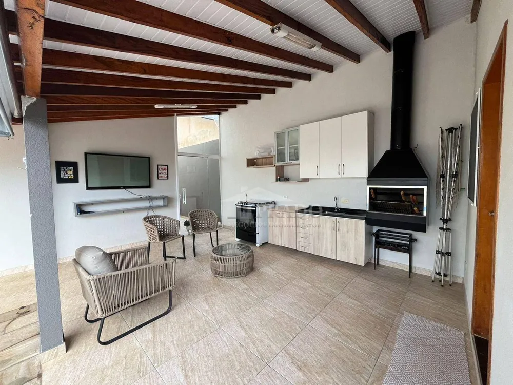 Casa, 3 quartos, 137 m² - Foto 2