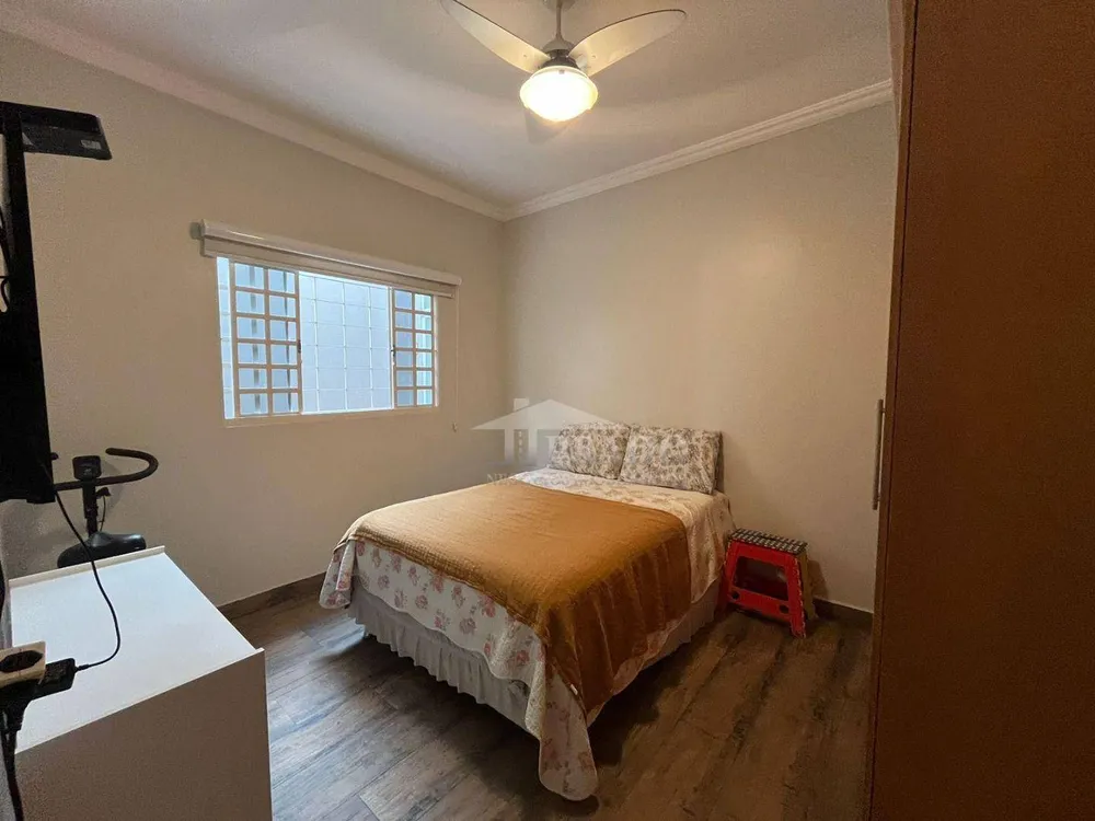 Casa, 3 quartos, 137 m² - Foto 11