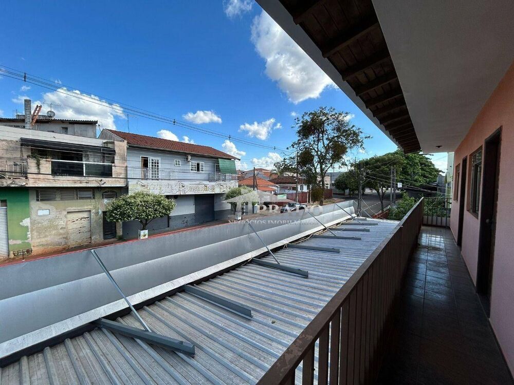 Sobrado para alugar com 5 quartos, 325m² - Foto 8