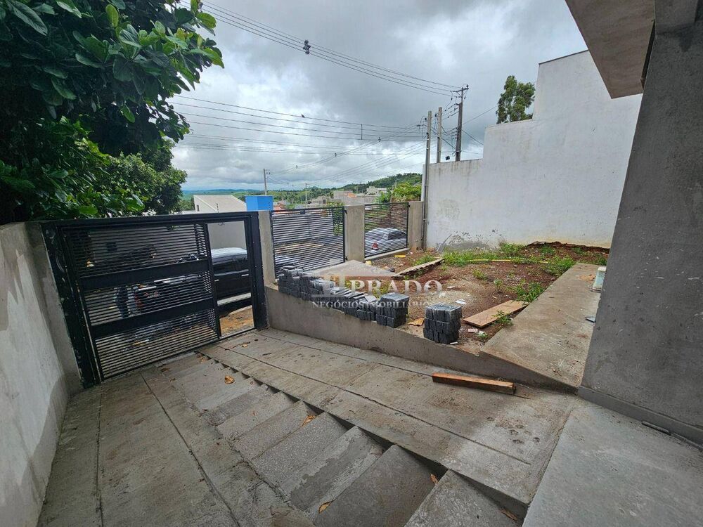 Casa à venda com 3 quartos, 80m² - Foto 8