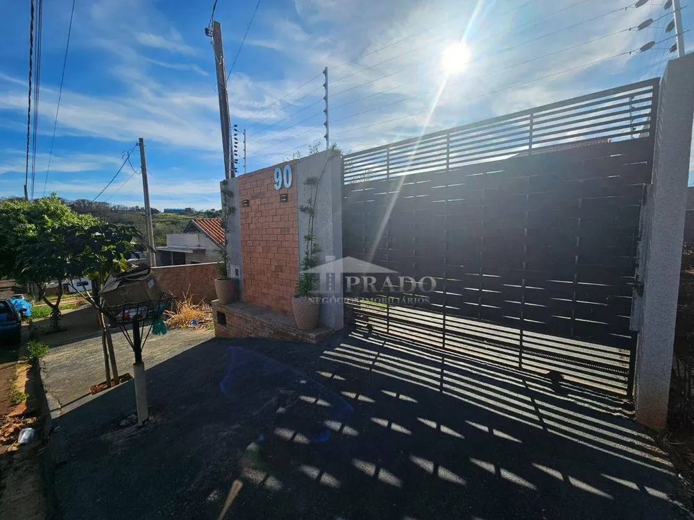 Casa, 2 quartos, 83 m² - Foto 1