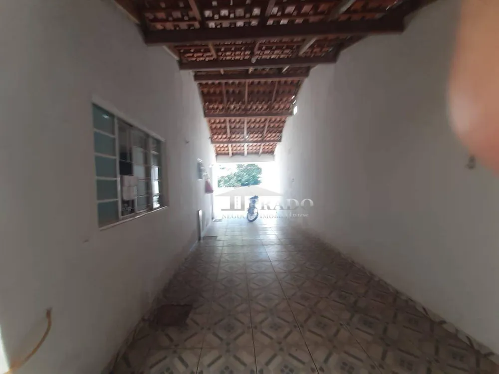 Casa, 6 quartos, 340 m² - Foto 2