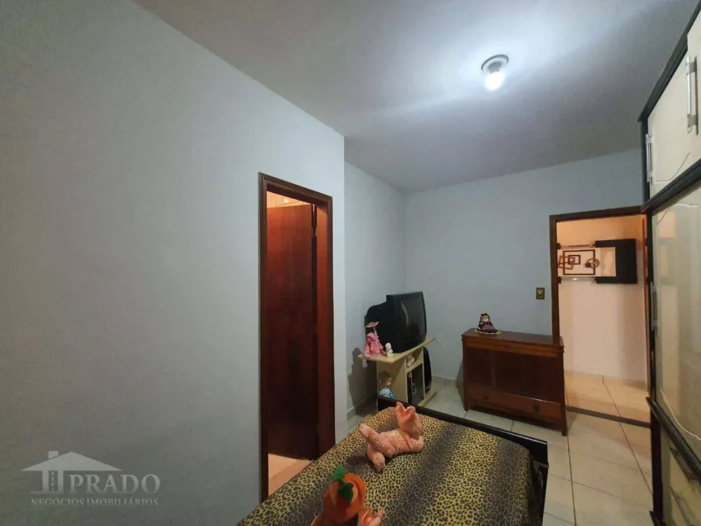 Casa, 3 quartos, 164 m² - Foto 4