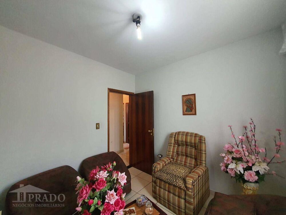 Casa, 3 quartos, 164 m² - Foto 1