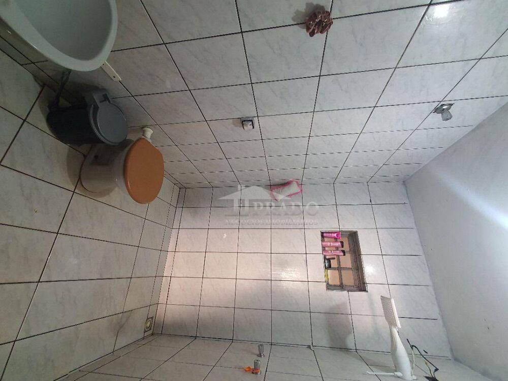 Casa à venda com 2 quartos, 96m² - Foto 9