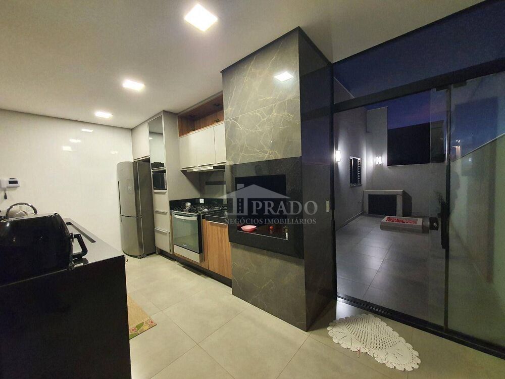Casa à venda com 4 quartos, 231m² - Foto 6