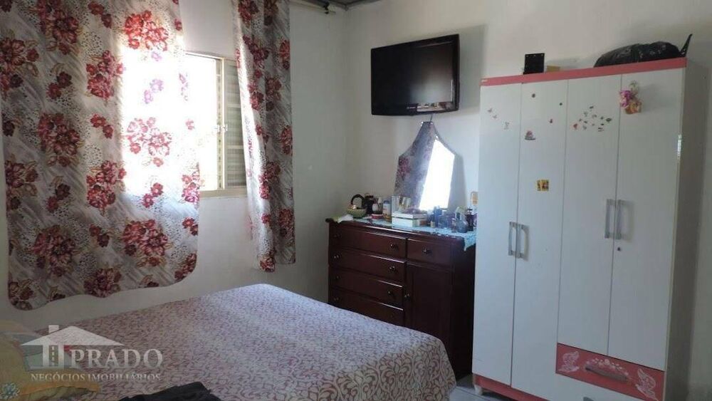 Casa, 3 quartos, 90 m² - Foto 1