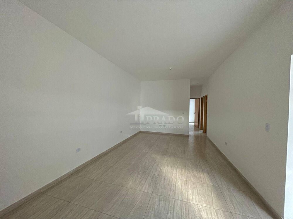 Casa à venda com 3 quartos, 90m² - Foto 4