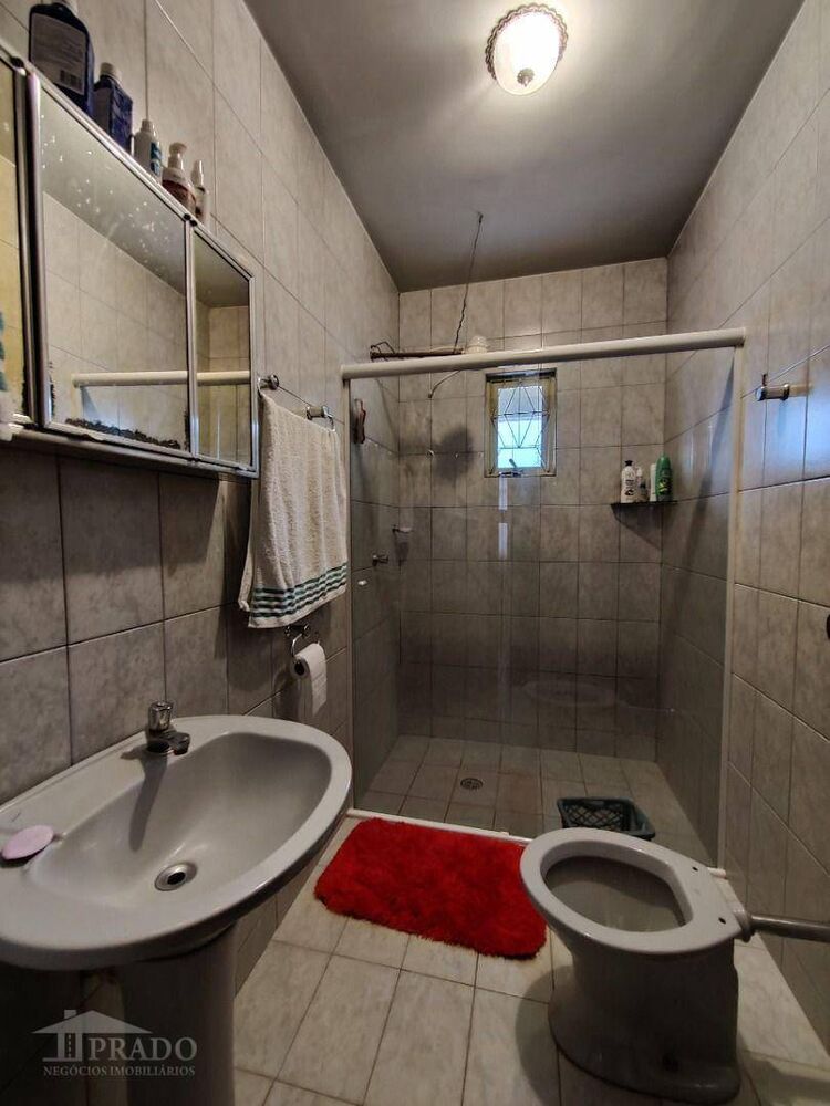 Casa, 3 quartos, 270 m² - Foto 2