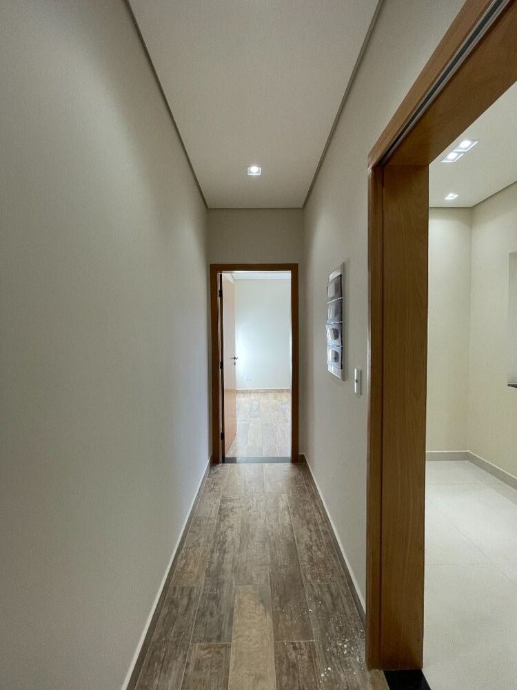 Casa à venda com 3 quartos, 220m² - Foto 5