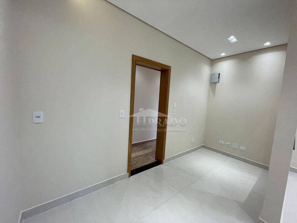 Casa à venda com 3 quartos, 220m² - Foto 3