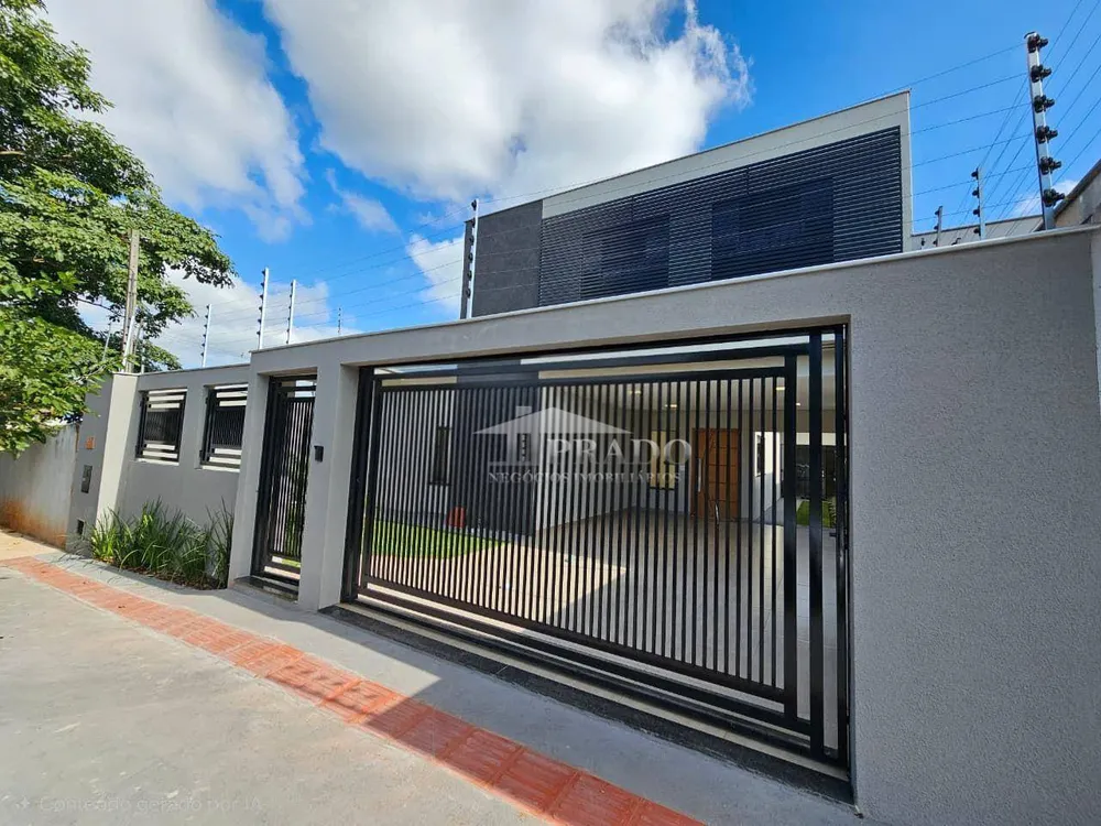 Casa, 3 quartos, 194 m² - Foto 1