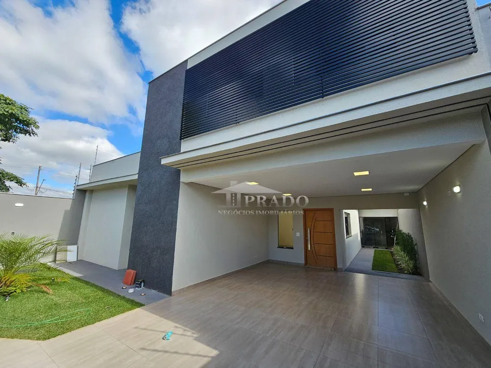 Casa, 3 quartos, 194 m² - Foto 2