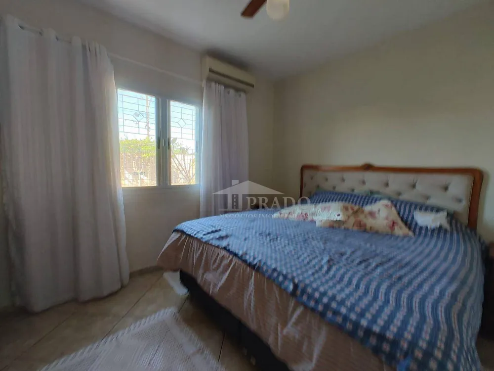 Casa, 3 quartos, 228 m² - Foto 9