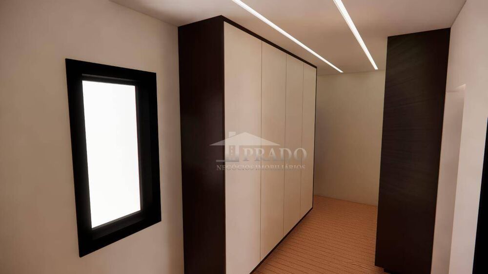 Casa, 3 quartos, 221 m² - Foto 1