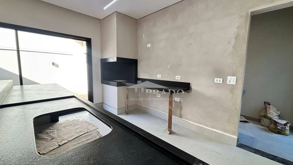 Casa, 3 quartos, 221 m² - Foto 3
