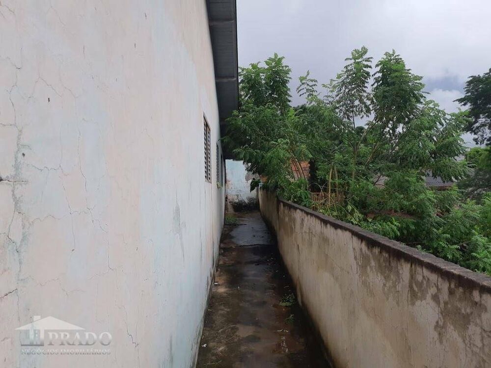 Casa, 4 quartos, 210 m² - Foto 2